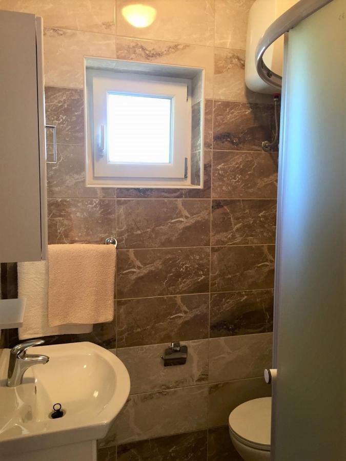 Zlatko Apartments Jezera Kültér fotó