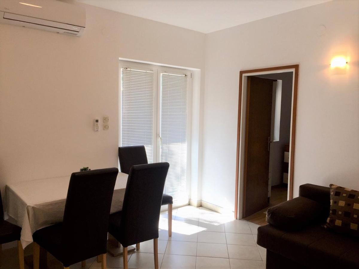 Zlatko Apartments Jezera Kültér fotó